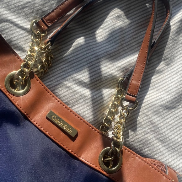 Calvin Klein - Picture 10 of 10